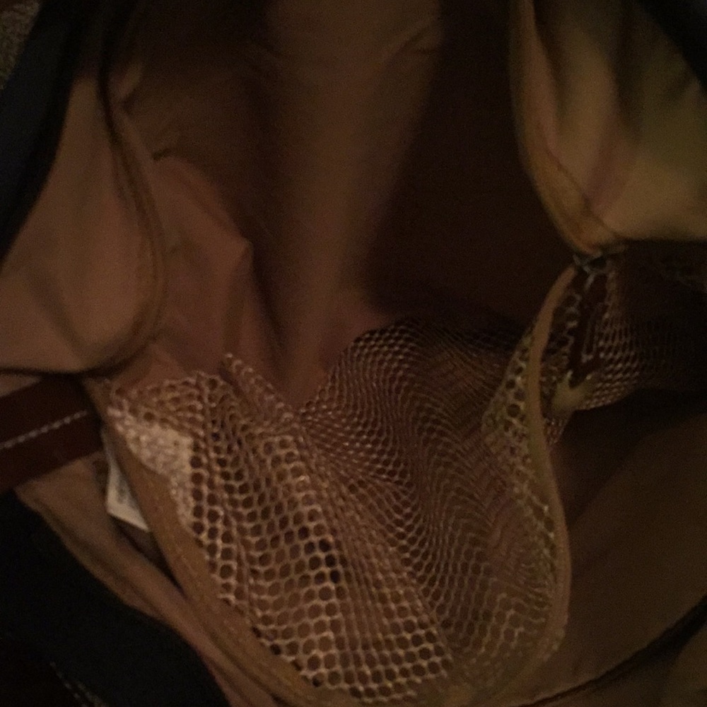 Travelon - Picture 7 of 9